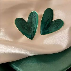 Heart Modelling Metal Earrings